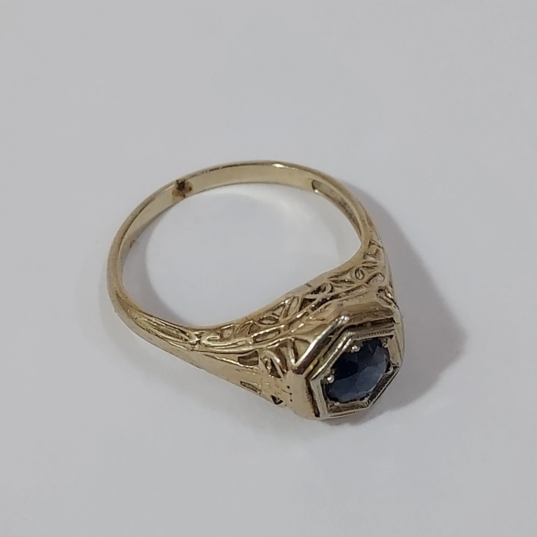 14K Gold & Sapphire Ring - Image 6