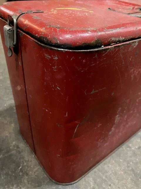 Retro Pleasure Chest Cooler - Image 4